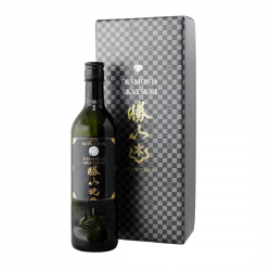 勝山 Diamond 遠心分離 極芯抽出 純米大吟釀(含盒) 勝山 Diamond 遠心分離 極芯抽出 純米大吟釀(含盒)