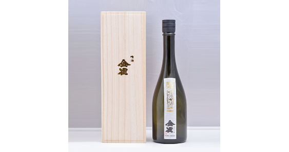 金雀純米大吟釀PLATINUM（含盒） - 島羽| WINGISLANDS